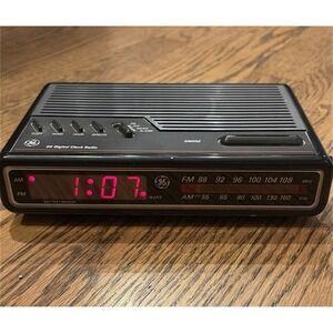 Vintage GE Clock Radio Alarm 7-4612BKB General Electric Black Tested Works*